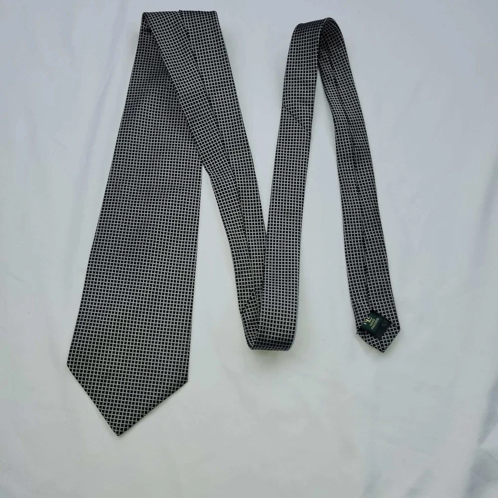Ralph Lauren Silk Tie Mens Black White Grid Pattern Hand Finished USA - Picture 4 of 7